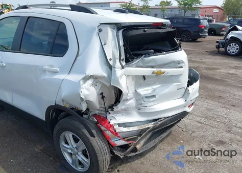 2022 Chevrolet Trax Awd Lt from USA, damaged, VIN KL7CJPSMXNB533632